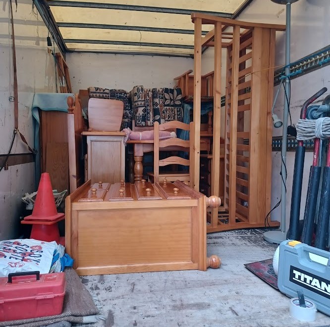 Garantía de calidad y cuidado en el transporte de tu sofá o electrodoméstico en Sevilla